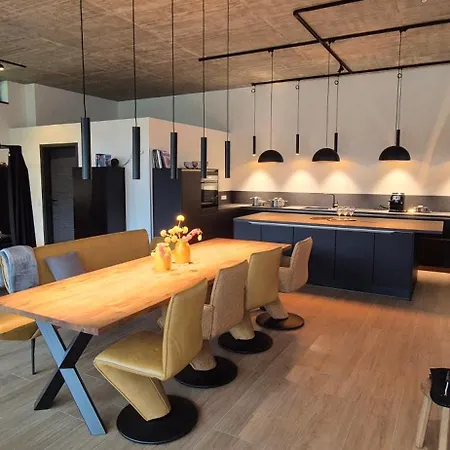 Beton & Birne * Stolberg (Rhineland)