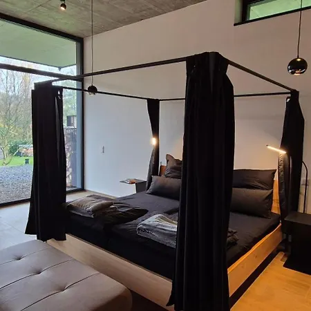 Beton & Birne * Stolberg (Rhineland)